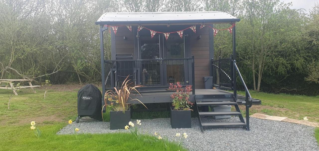 Отель Peppercorn Pod At Beck House Glamping Salmonby Экстерьер фото