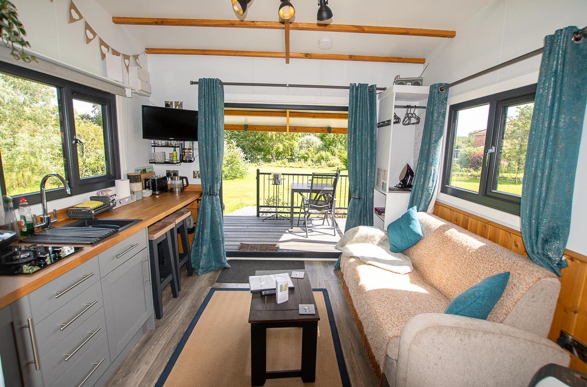Отель Peppercorn Pod At Beck House Glamping Salmonby Экстерьер фото