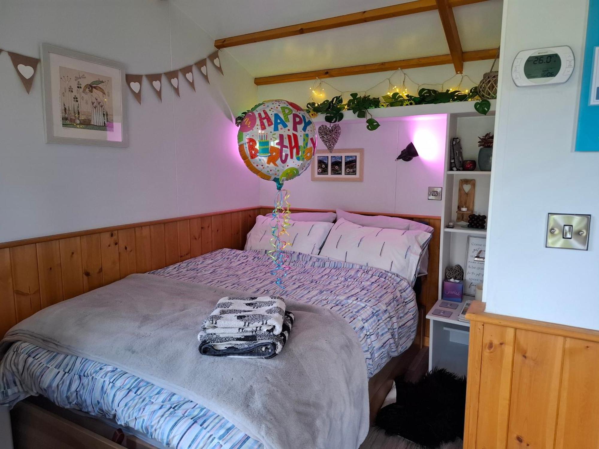 Отель Peppercorn Pod At Beck House Glamping Salmonby Экстерьер фото