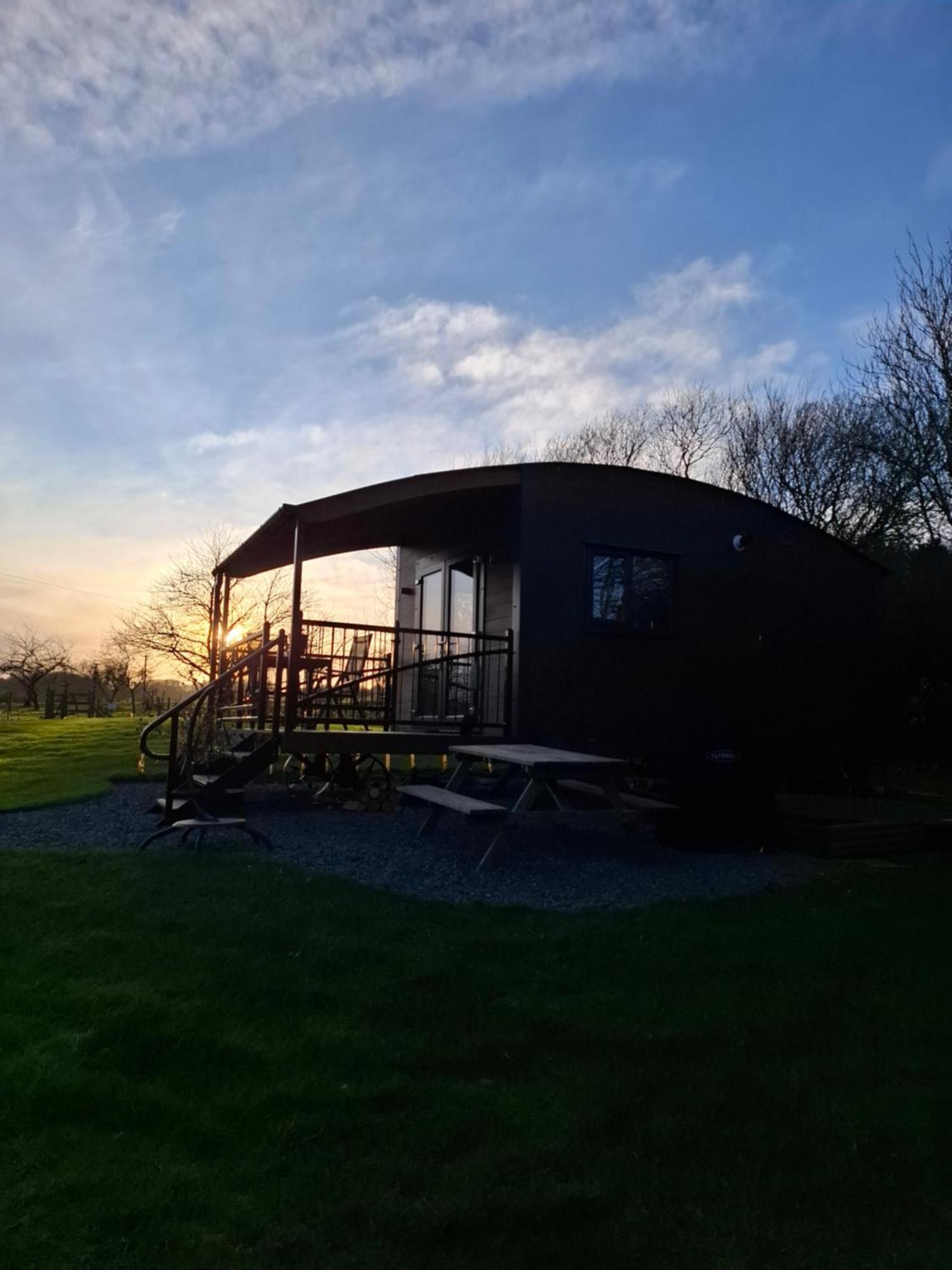 Отель Peppercorn Pod At Beck House Glamping Salmonby Экстерьер фото